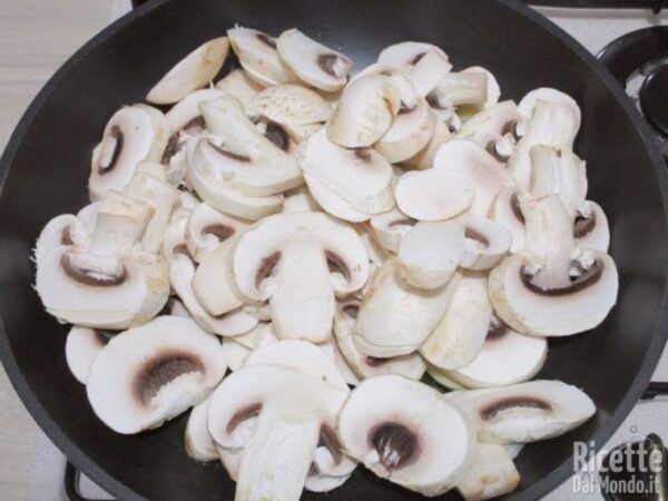 FUNGHI FRESCHI 1 KG VASCHETTA